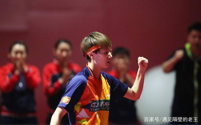 观众席上掌声不断，赛场上风云人物纷呈的简单介绍