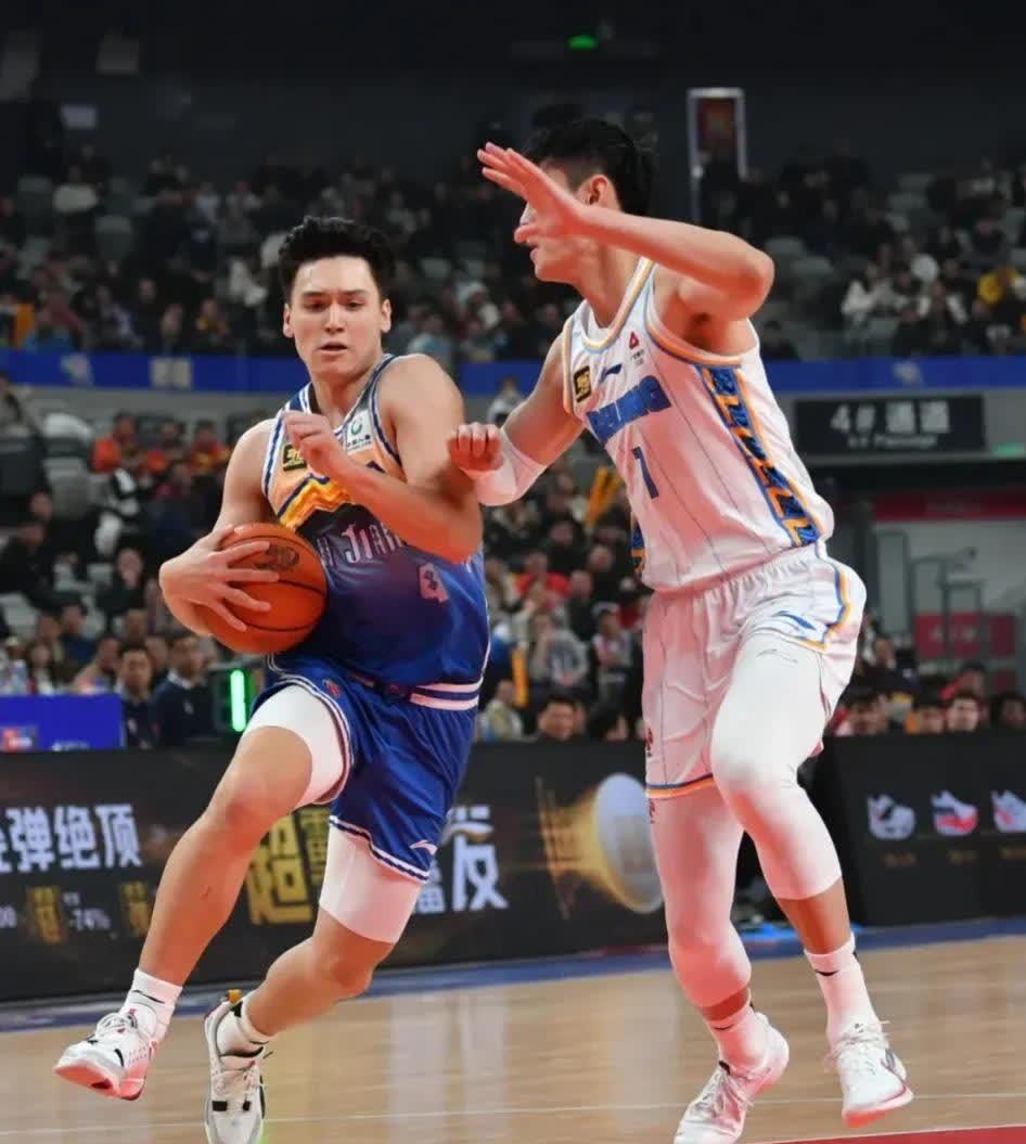 新疆男篮再现强势，豪取五连胜势不可挡